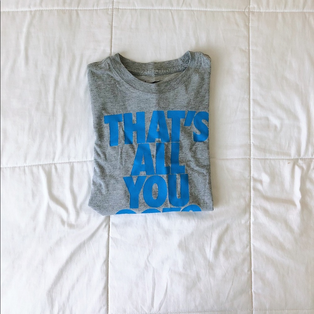 boys nike t short